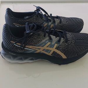 Asics Men's Athletic Shoes - Black and Gold